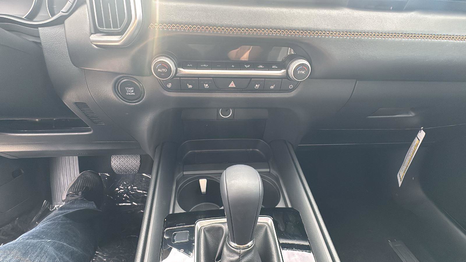 New 2025 MAZDA CX-50 AWD 2.5 Turbo w/ Weather Package image 22