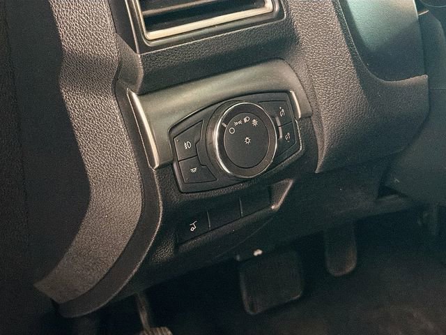 Used 2018 Ford Explorer XLT w/ Equipment Group 202A image 10