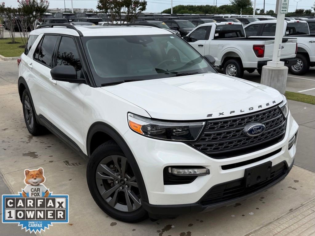 Used 2021 Ford Explorer XLT w/ Equipment Group 202A RWD image 4