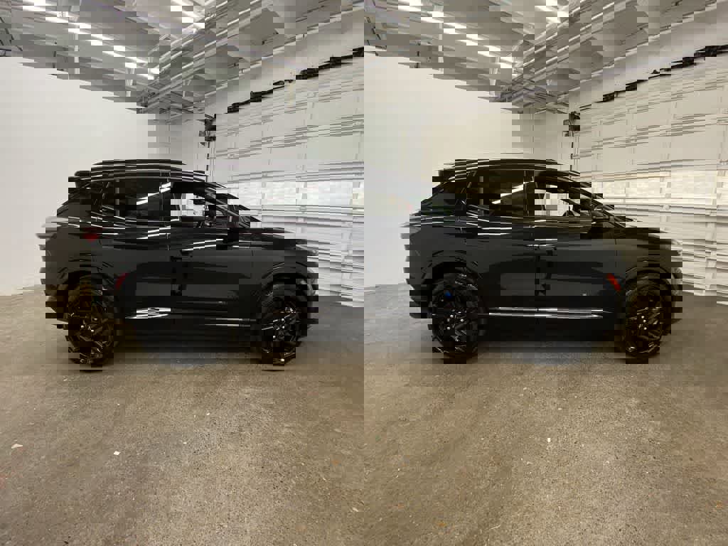 Used 2024 Chevrolet Equinox EV RS image 7