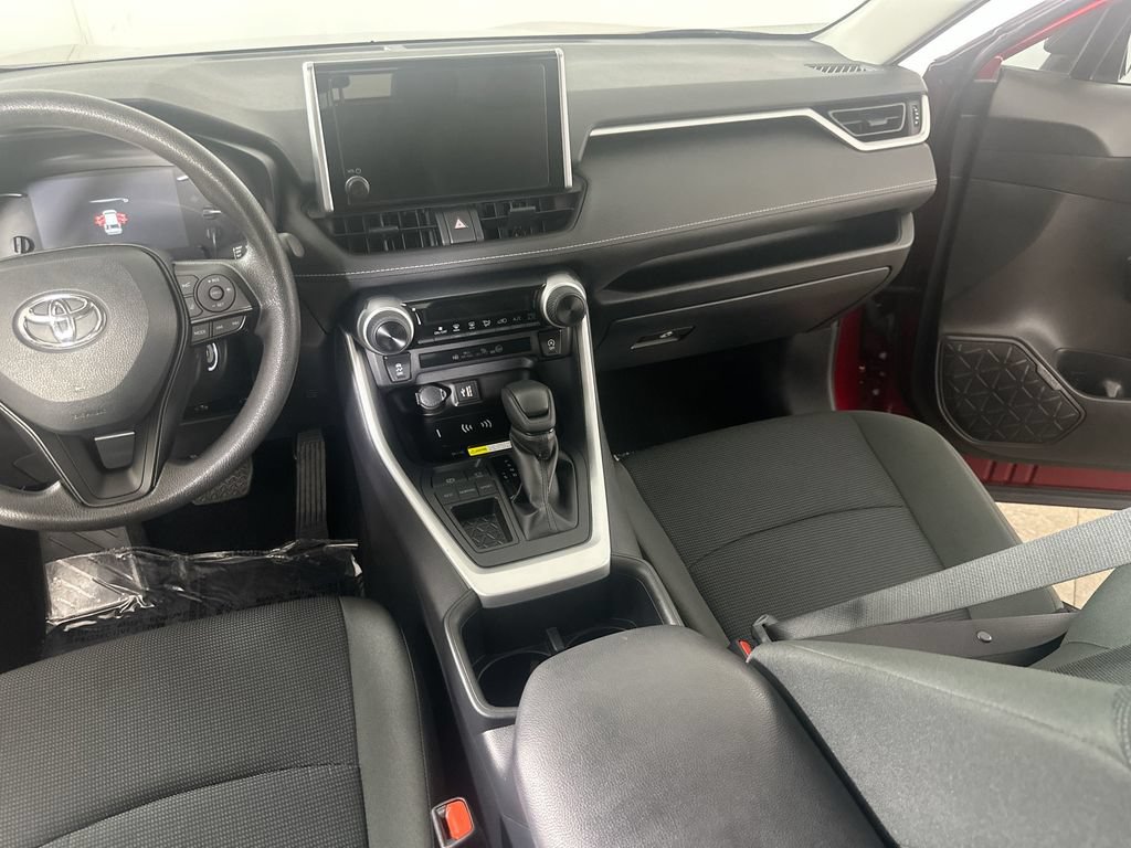 Used 2025 Toyota RAV4 LE FWD image 21