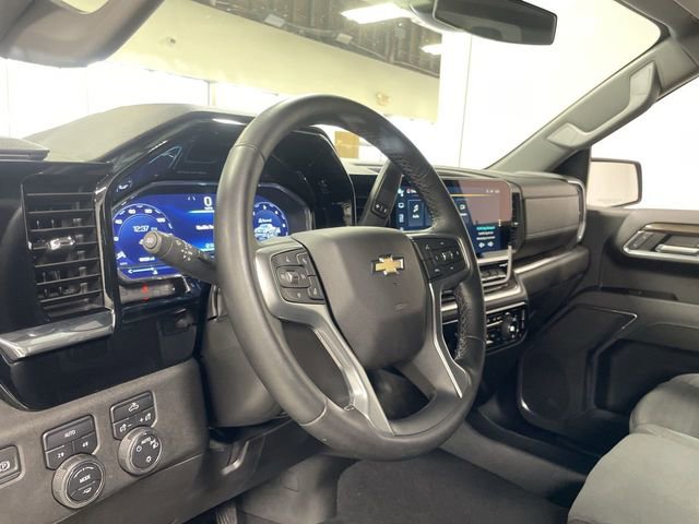 Used 2023 Chevrolet Silverado 1500 LT image 14