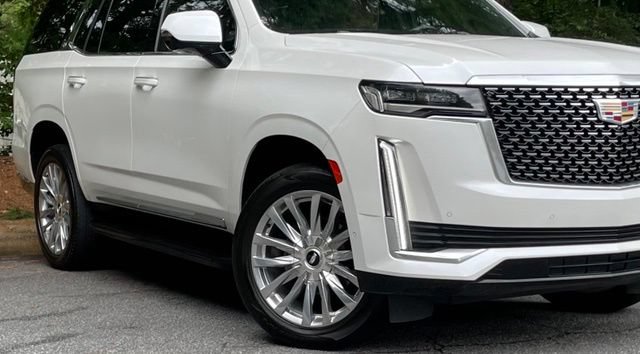 Used 2022 Cadillac Escalade Premium Luxury AWD/4WD image 10