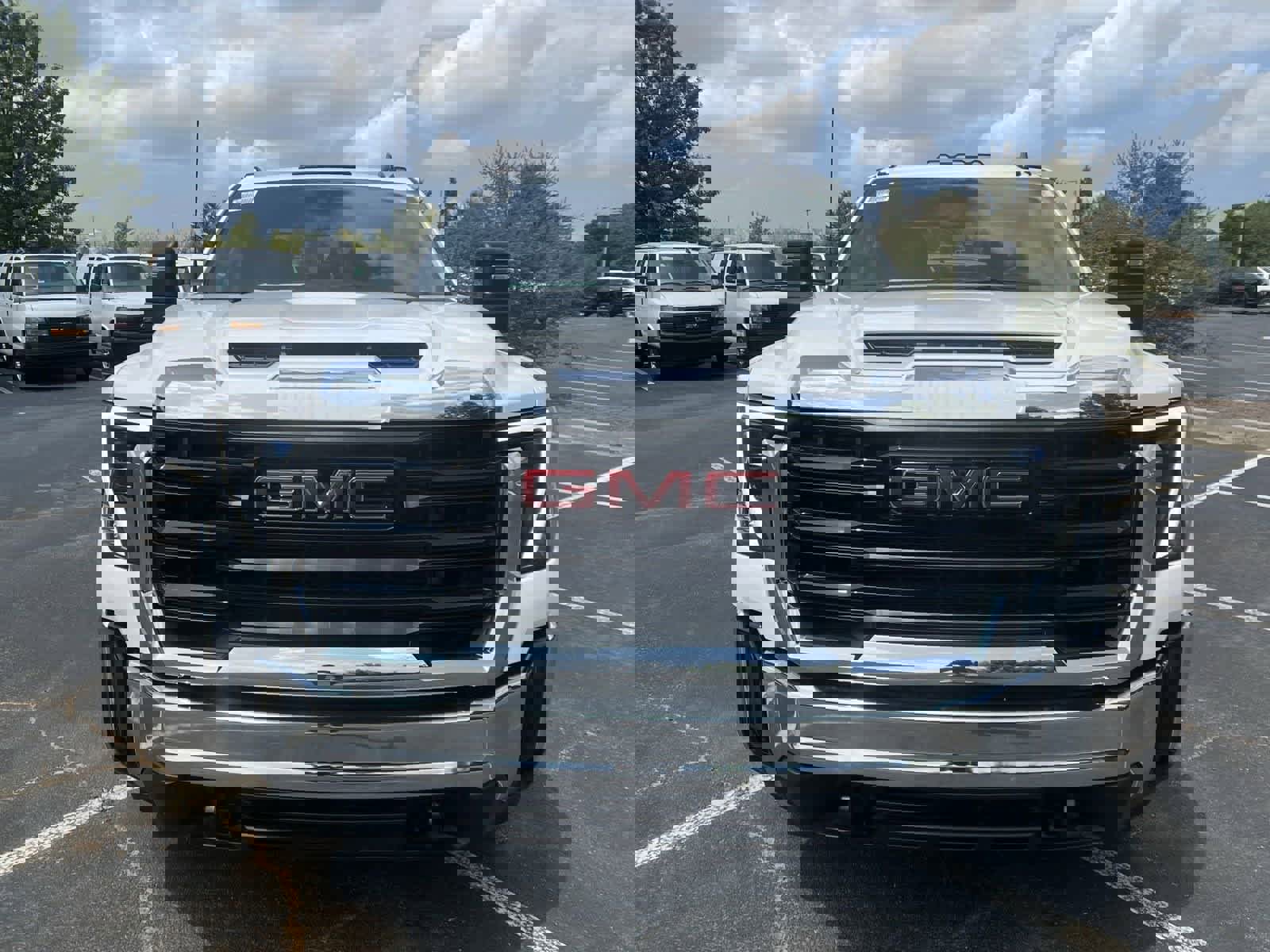 New 2024 GMC Sierra 2500 Pro w/ Convenience Package image 4