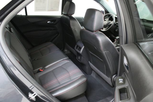 Used 2023 Chevrolet Equinox RS AWD/4WD image 29