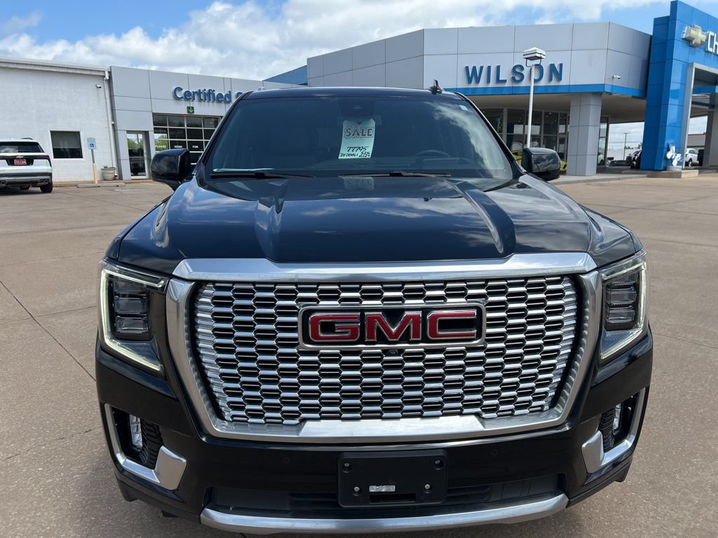 Used 2024 GMC Yukon XL Denali AWD/4WD image 11
