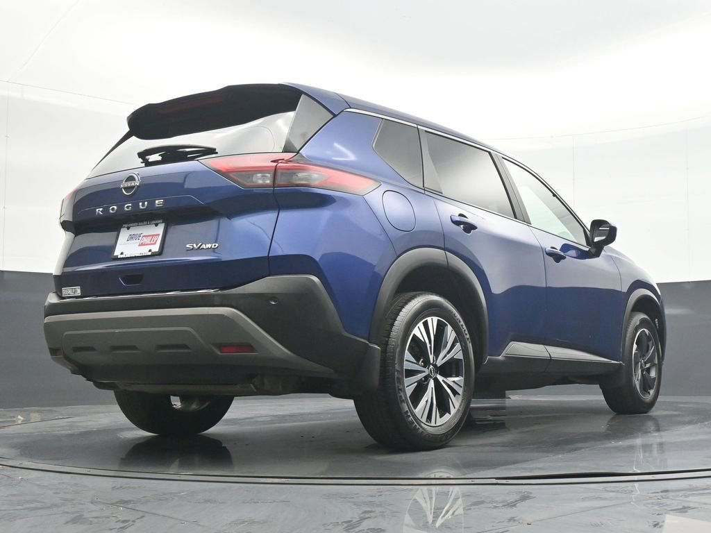 Used 2023 Nissan Rogue SV image 30