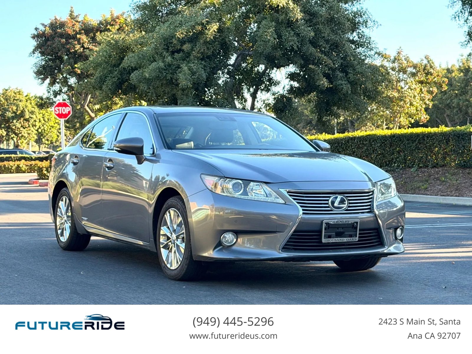 Used 2013 Lexus ES 300h w/ Luxury Pkg