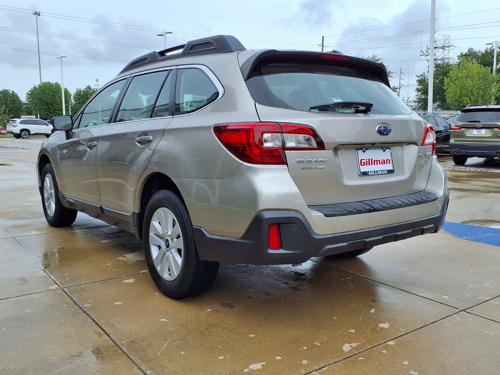 Used 2019 Subaru Outback 2.5i AWD/4WD image 3