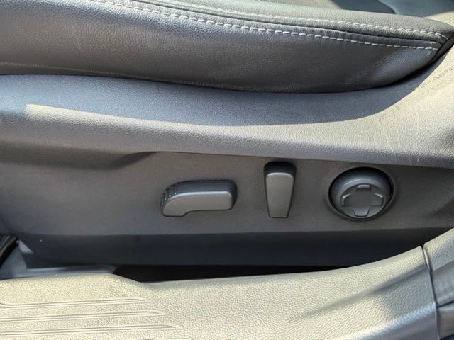 Used 2024 Subaru Outback Touring XT AWD/4WD image 17