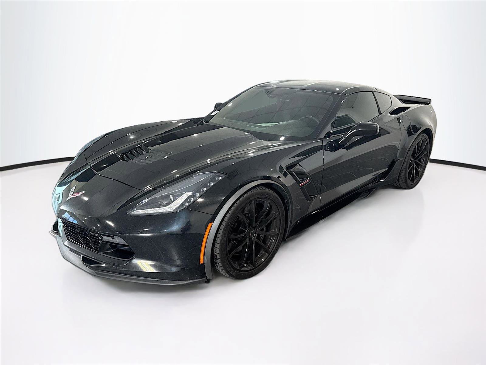 Used 2019 Chevrolet Corvette Grand Sport image 1
