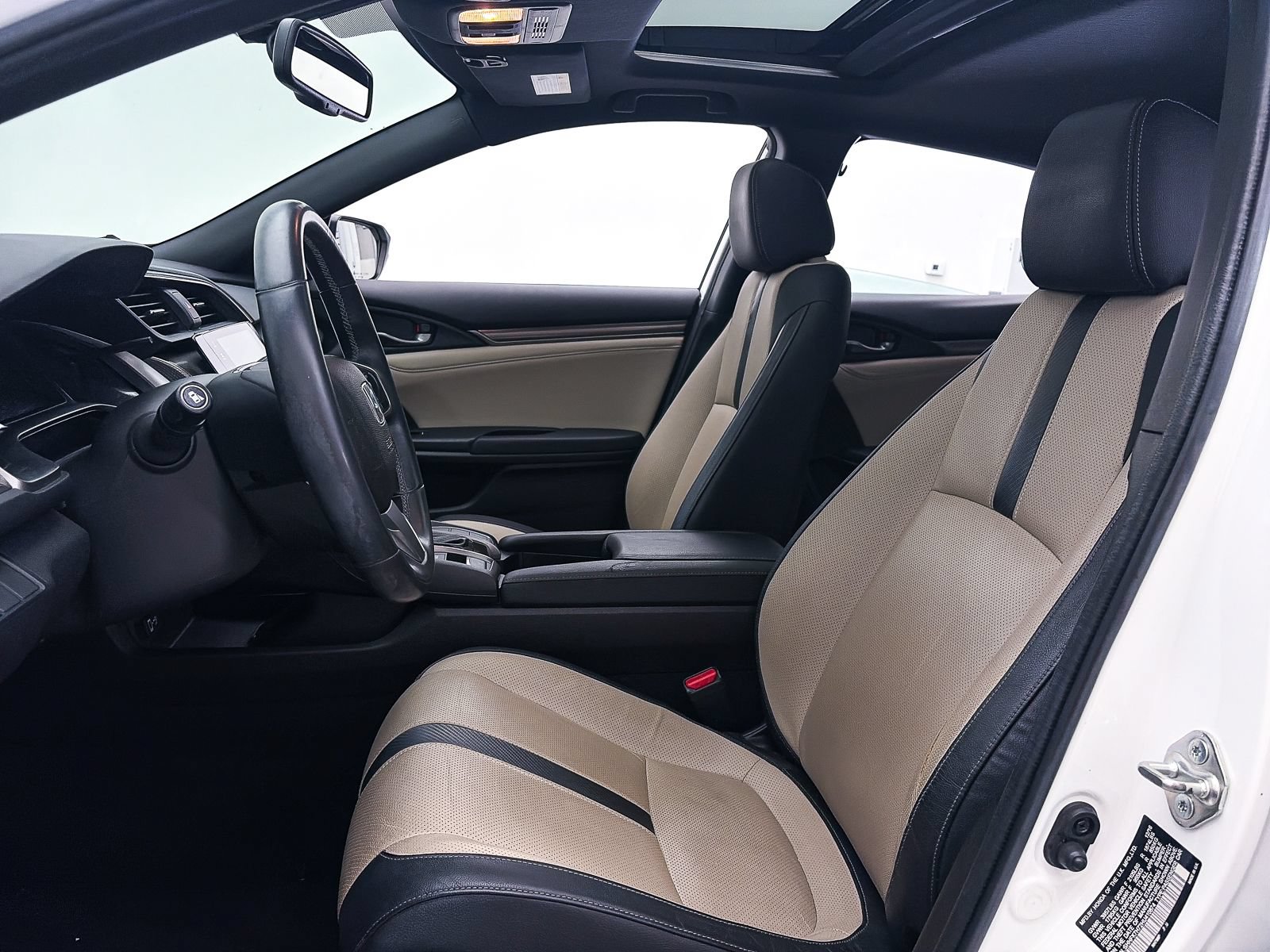 Used 2017 Honda Civic EX-L image 18