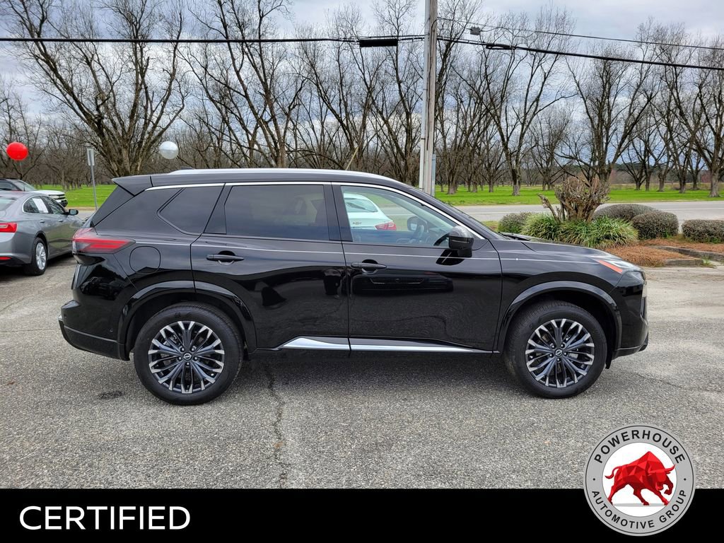 Used 2025 Nissan Rogue Platinum image 7