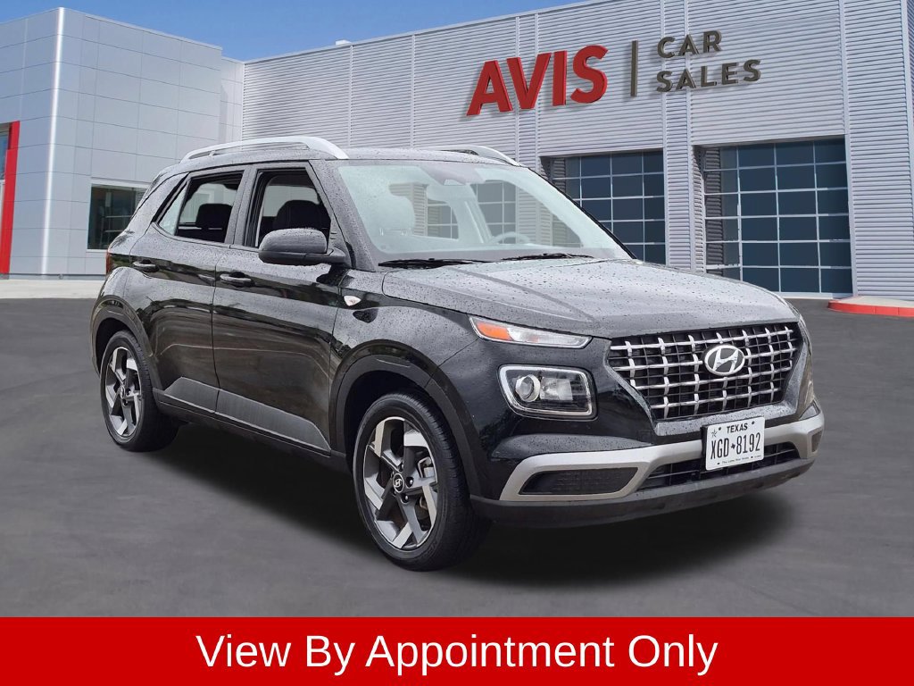 Used 2026 Hyundai Venue SEL FWD image 3
