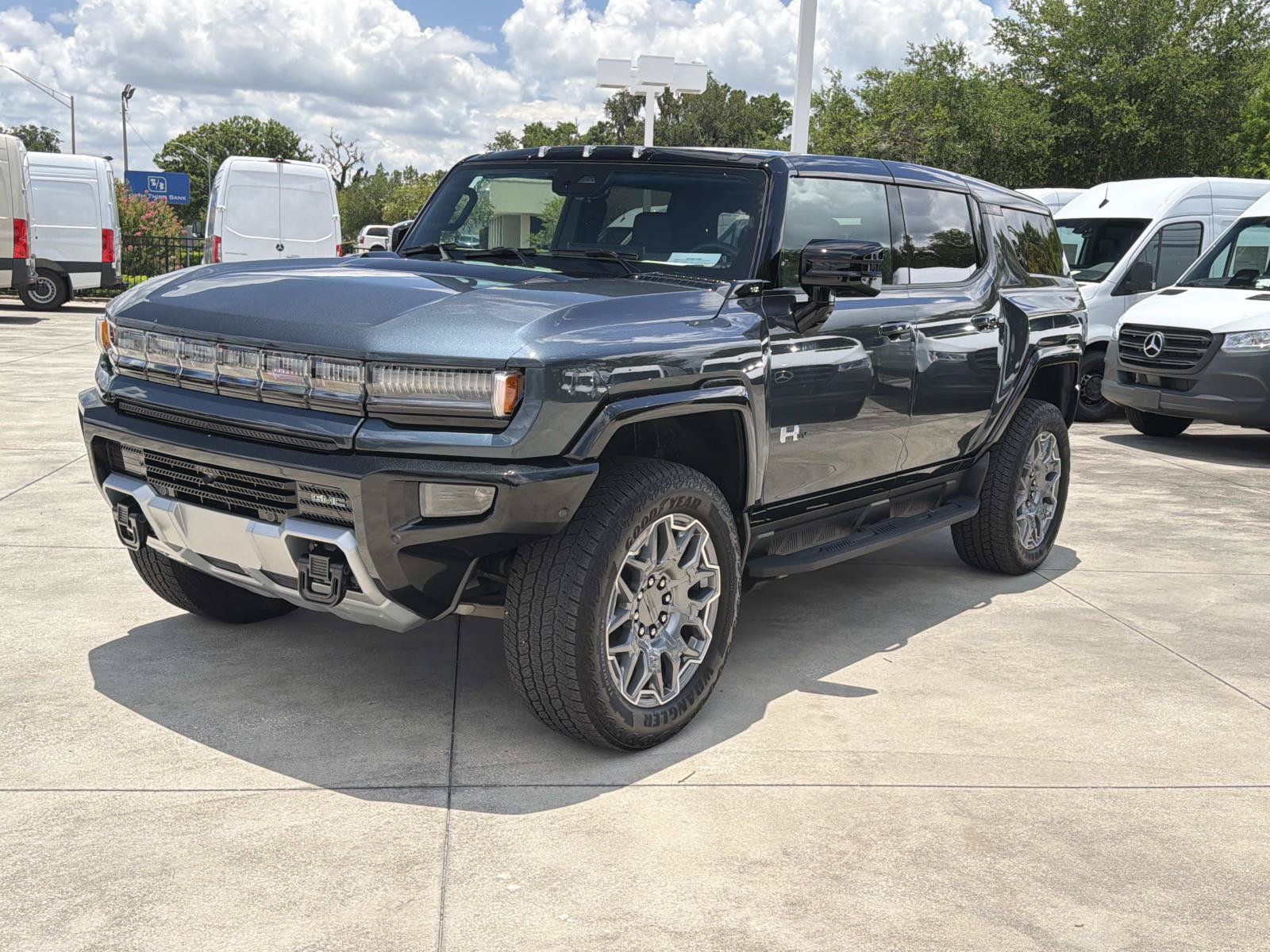 Used 2026 GMC Hummer EV SUV AWD/4WD image 7