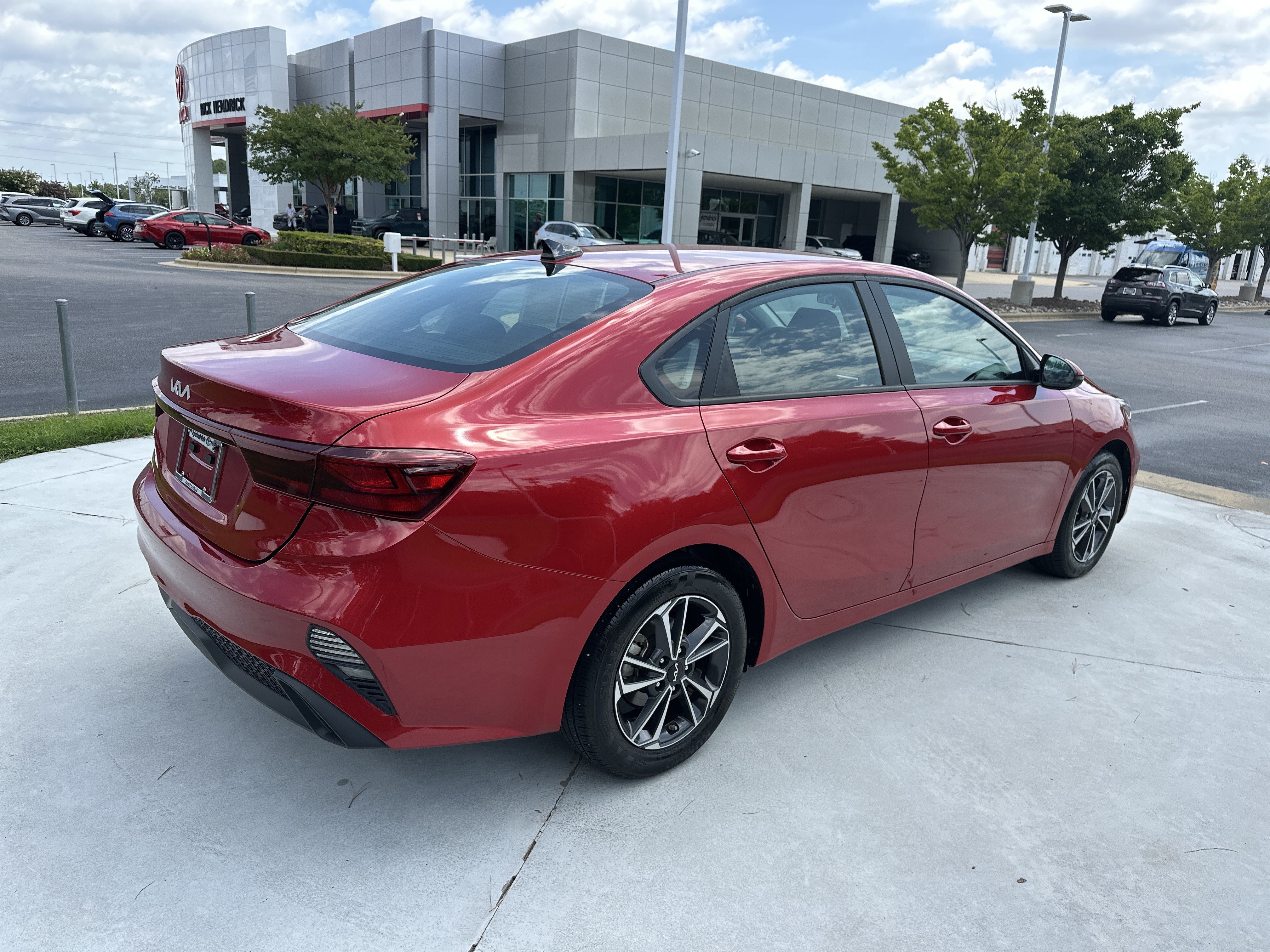 Used 2024 Kia Forte LXS w/ LXS Technology Package FWD image 10
