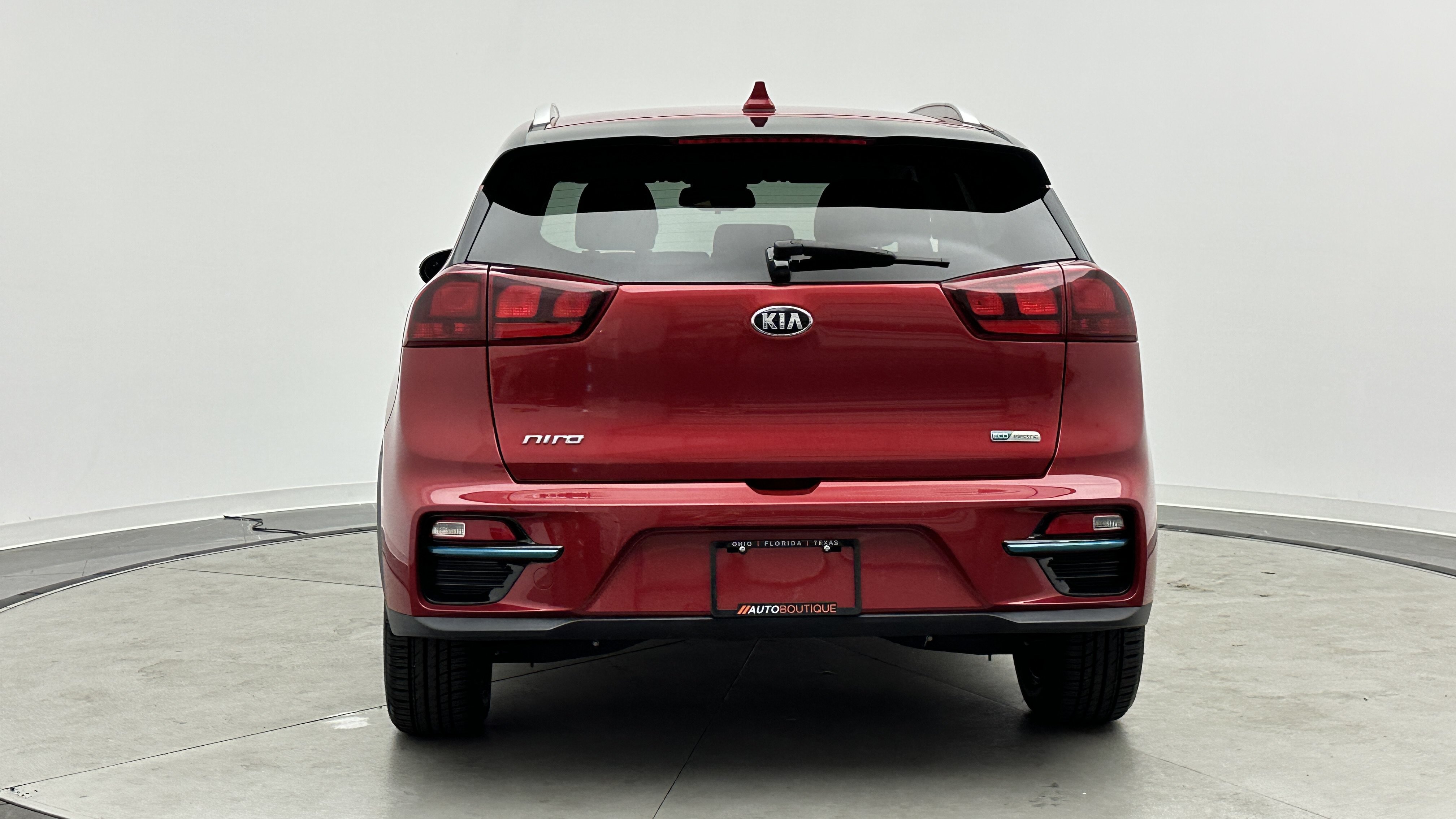 Used 2020 Kia Niro EX w/ Cold Weather Package FWD image 6