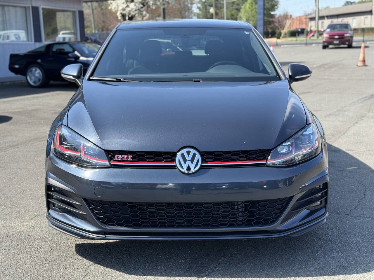 Used 2020 Volkswagen GTI SE FWD image 3
