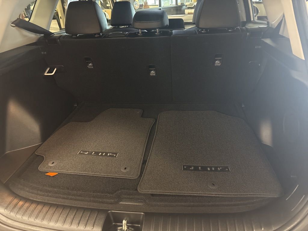 Used 2024 Kia Seltos SX image 31