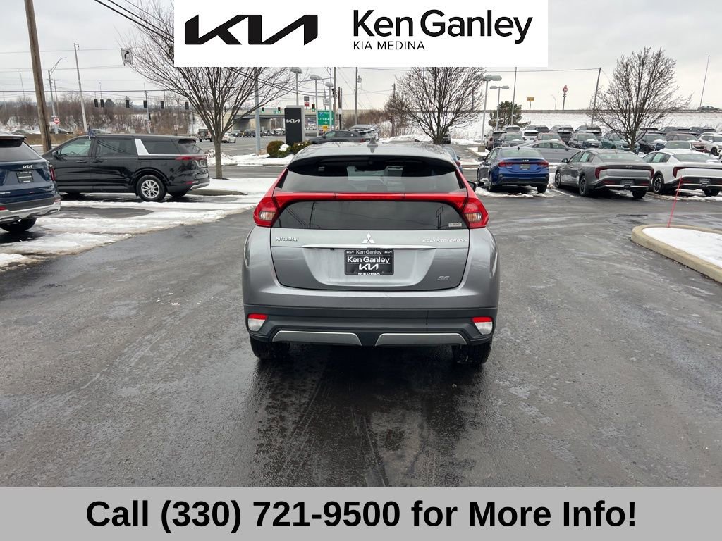 Used 2018 Mitsubishi Eclipse Cross SE image 12