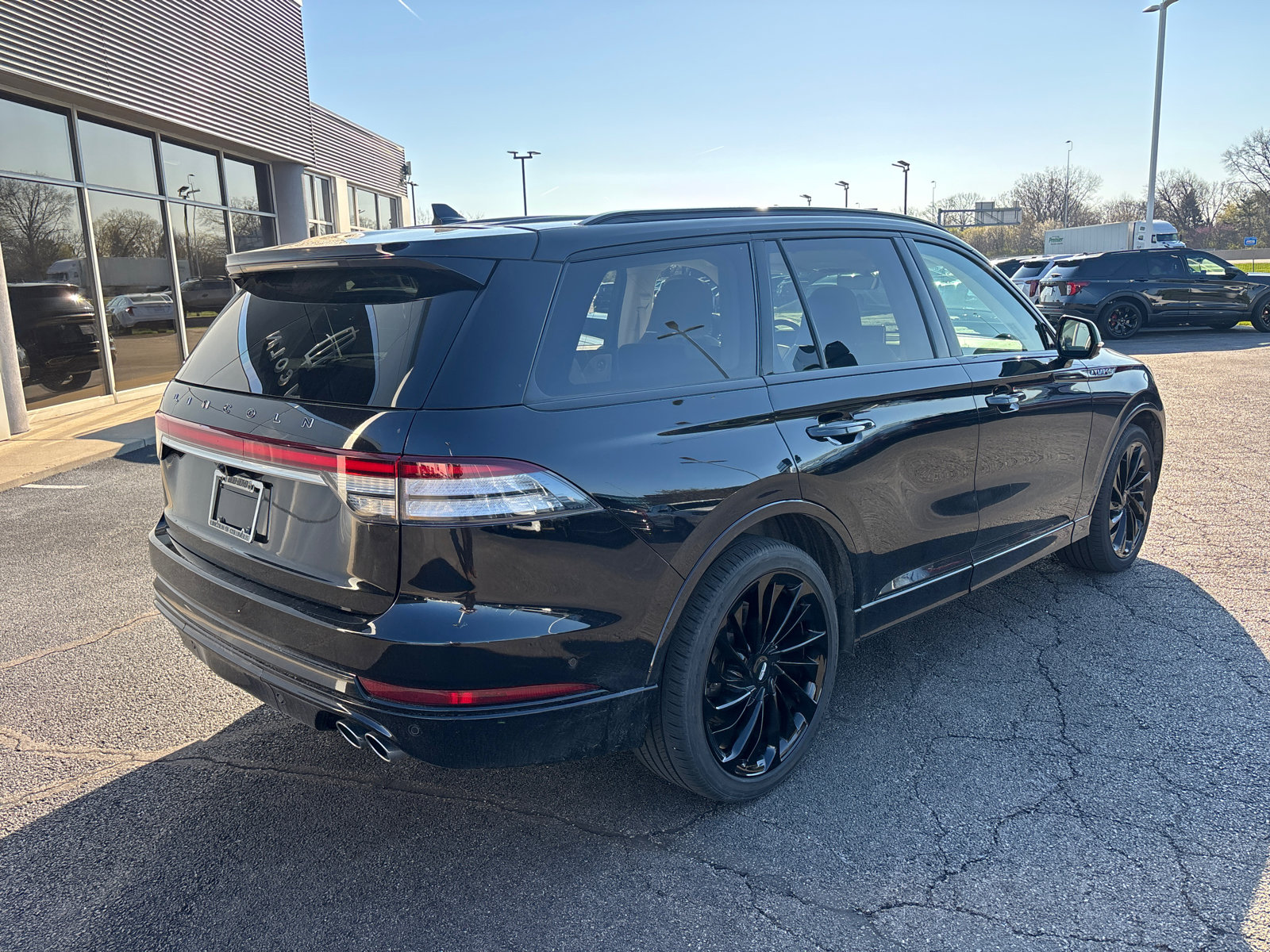 Used 2024 Lincoln Aviator Black Label w/ Jet Package image 7
