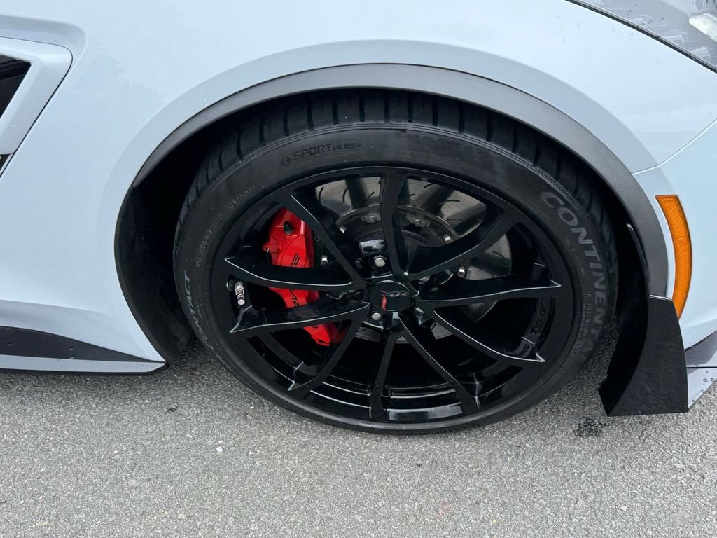 Used 2019 Chevrolet Corvette Grand Sport RWD image 11
