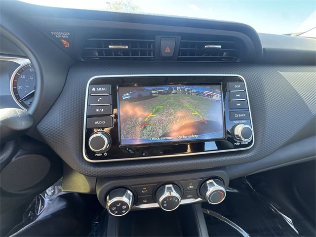 New 2025 Nissan Kicks Play S image 17