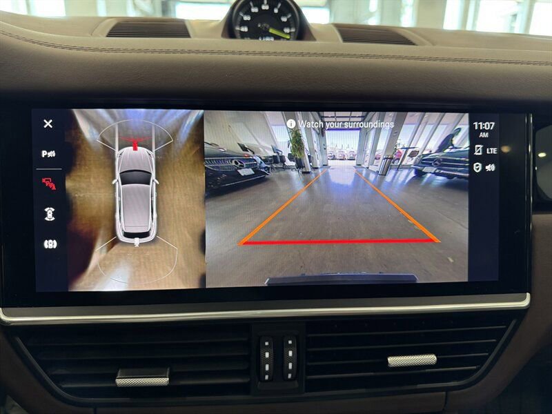 Used 2023 Porsche Cayenne image 35