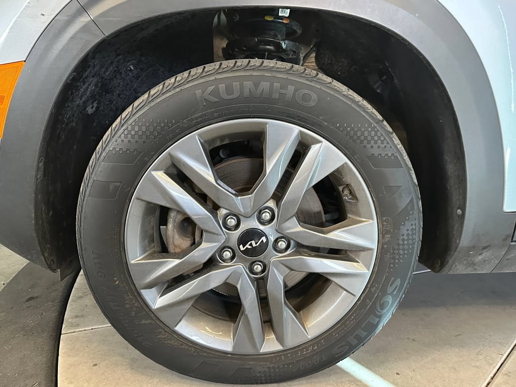 Used 2023 Kia Seltos LX AWD/4WD image 25