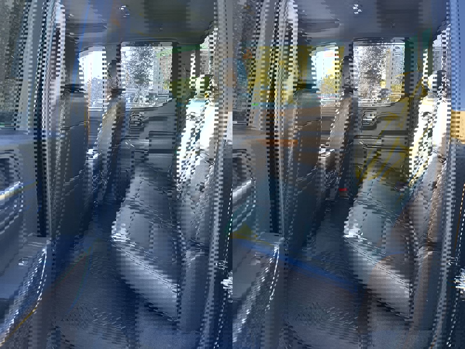 Used 2020 Chevrolet Silverado 1500 RST image 31