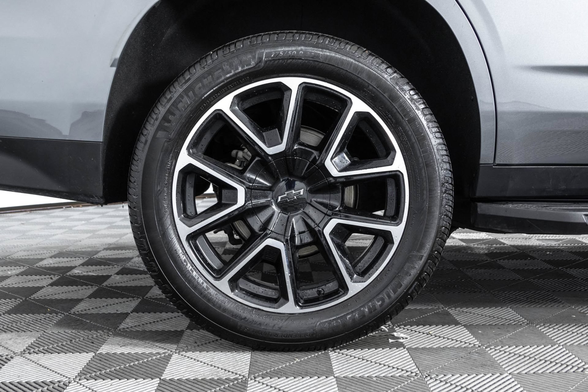 Used 2022 Chevrolet Tahoe RST w/ Luxury Package AWD/4WD image 48