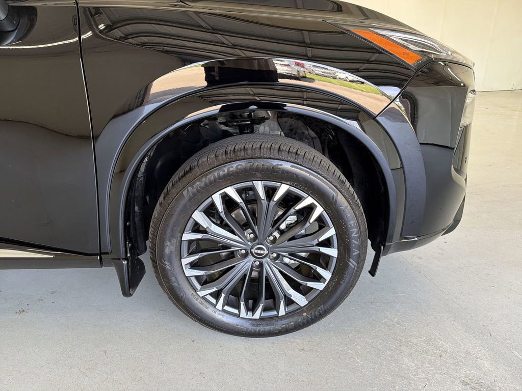 Certified 2026 Nissan Rogue Platinum w/ Platinum Premium Package image 14