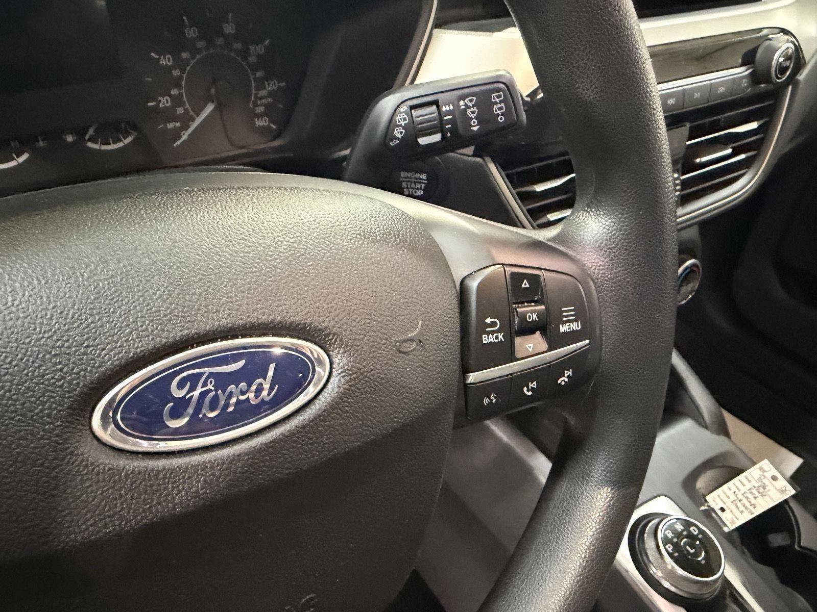 Used 2022 Ford Escape SE AWD/4WD image 13