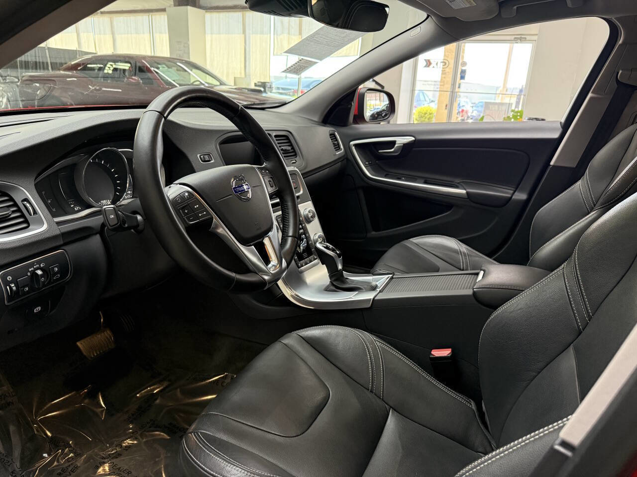 Used 2018 Volvo S60 T5 Dynamic w/ Vision Package AWD/4WD image 19