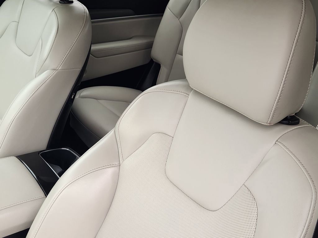 Certified 2021 Kia Telluride S image 22