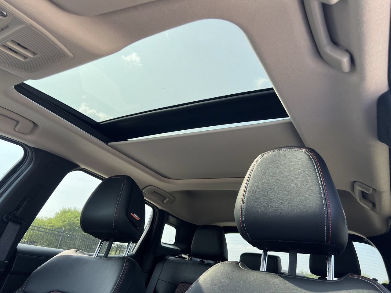 Certified 2026 Nissan Kicks SR w/ SR Premium Package FWD image 10