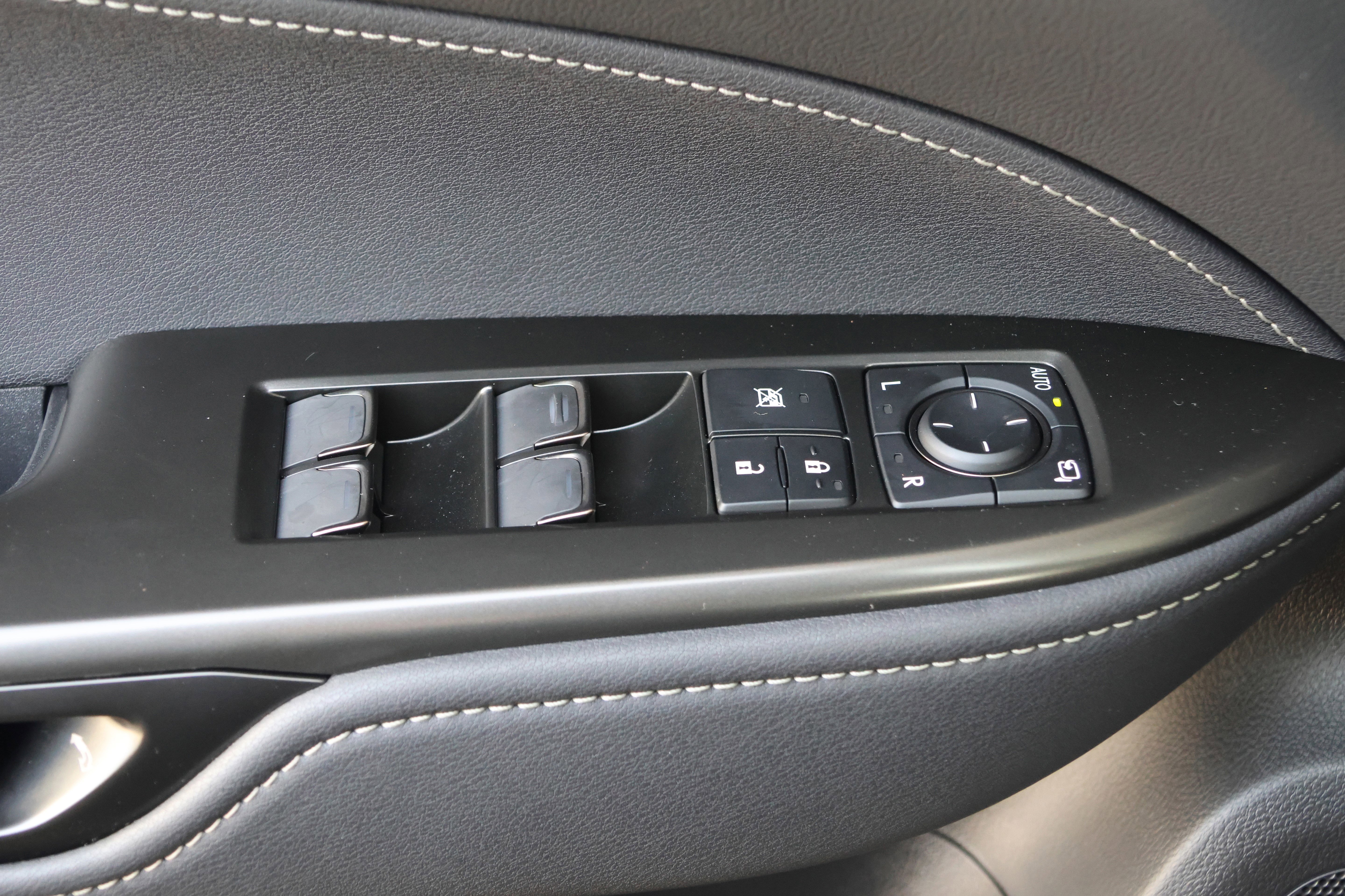 Certified 2025 Lexus NX 450h+ AWD w/ Accessory Package (K3) image 15