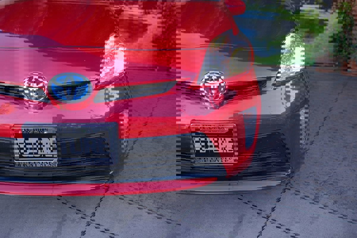 Used 2012 Toyota Prius Four FWD image 21