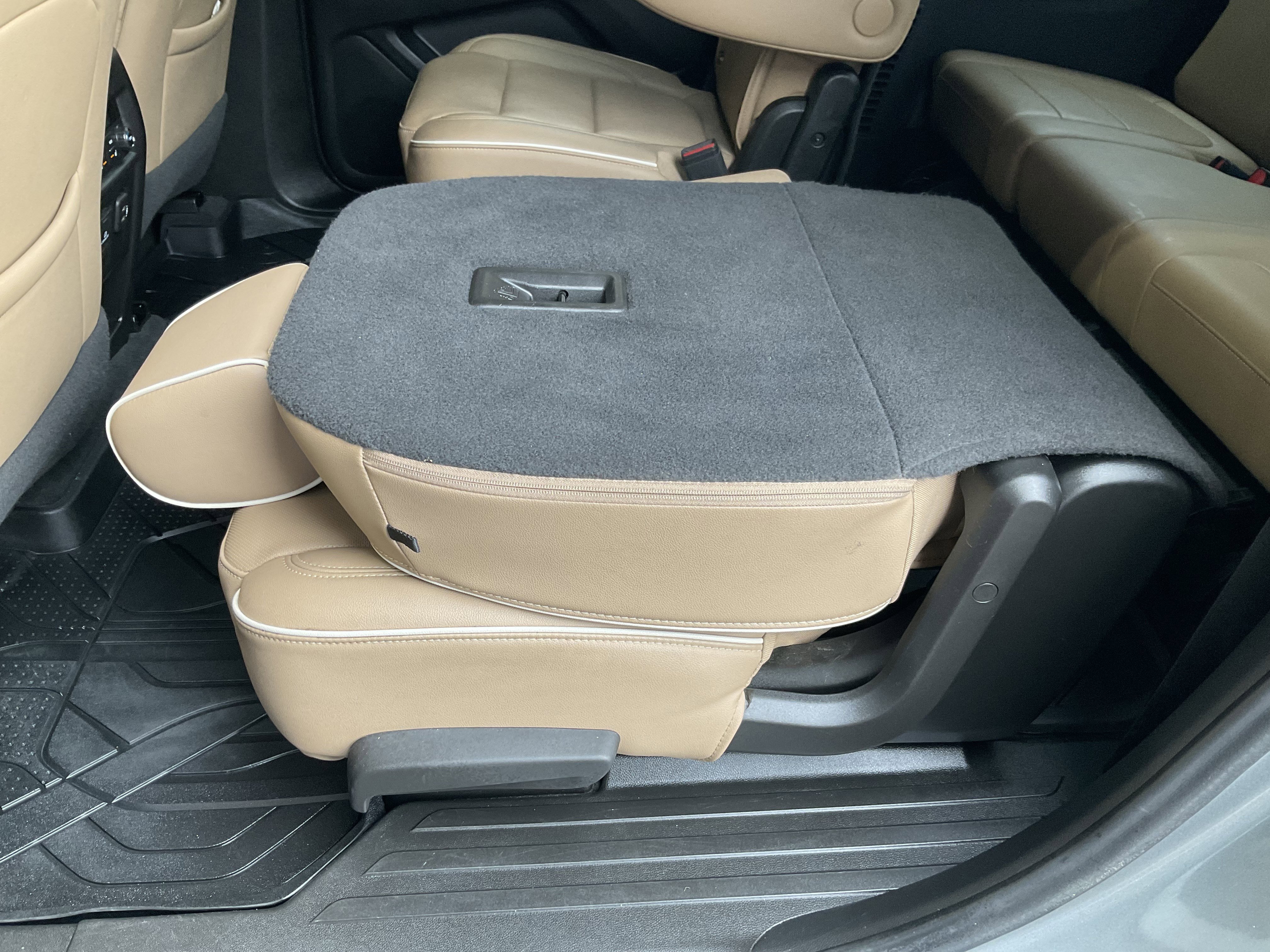 Used 2023 Chevrolet Traverse Premier image 45