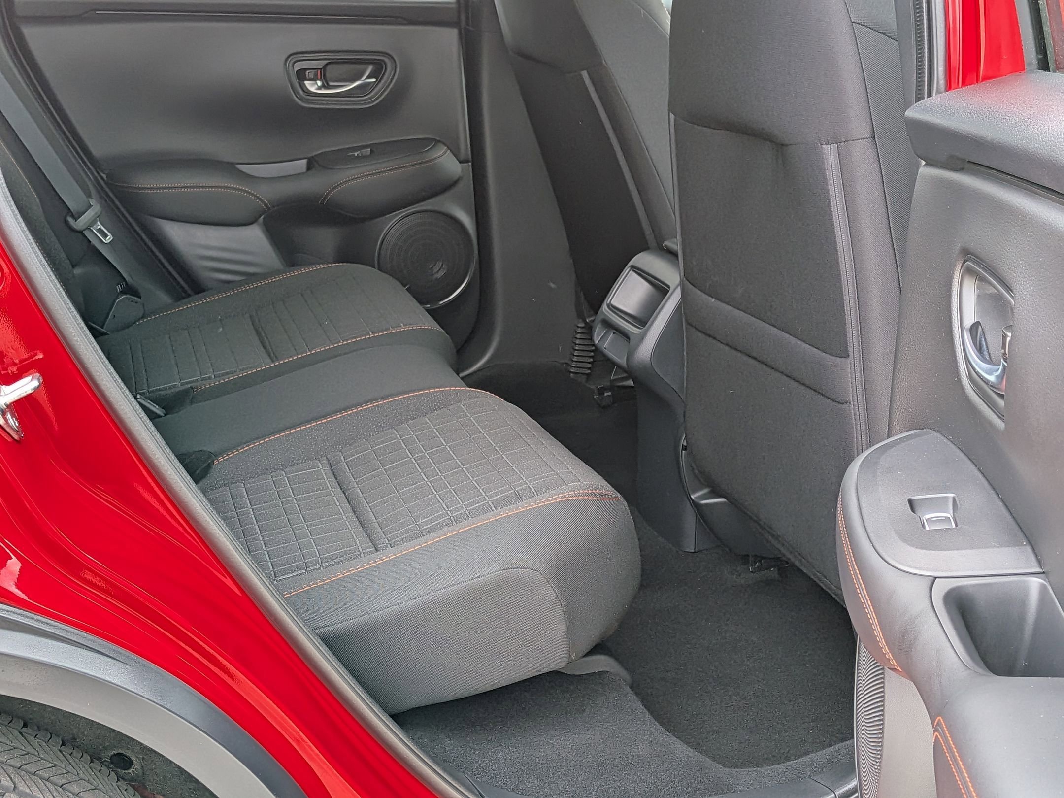 Certified 2025 Honda HR-V Sport image 27