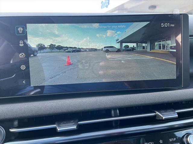 Used 2025 Hyundai Tucson Limited AWD/4WD image 27