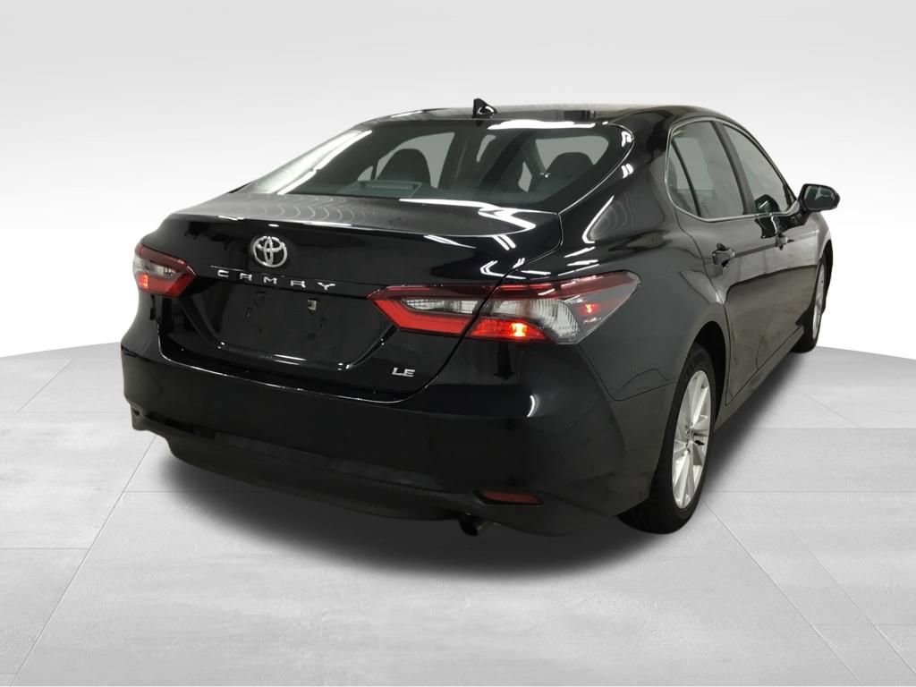 Used 2024 Toyota Camry LE image 17