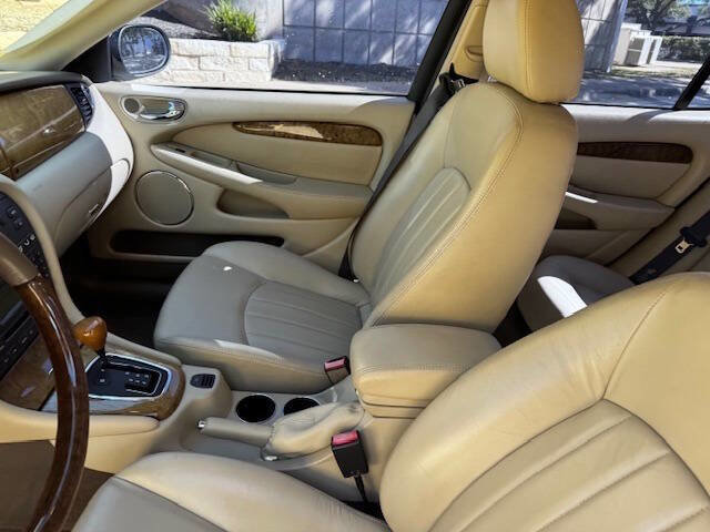 Used 2005 Jaguar X-TYPE 3.0 image 32