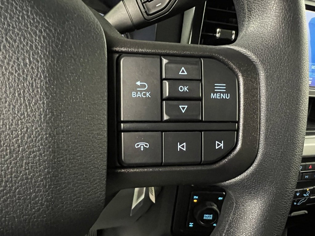 New 2025 Ford F350 XLT w/ 360-Degree Camera Package image 17