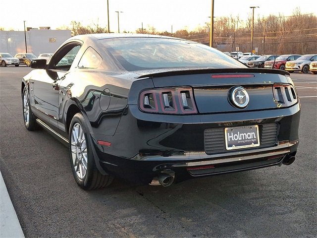 Used 2013 Ford Mustang Premium image 5