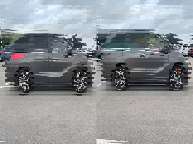 Used 2023 Honda Odyssey Touring image 6
