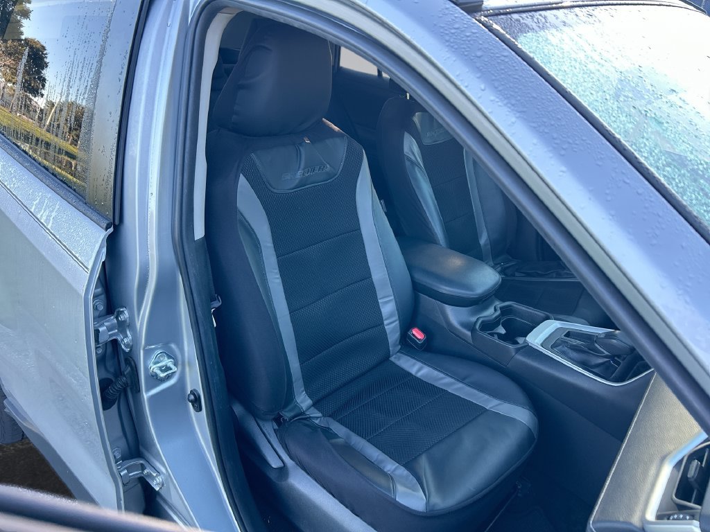Used 2019 Toyota RAV4 LE FWD image 29
