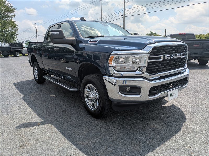 Used 2024 RAM 2500 Big Horn w/ Bed Utility Group image 9