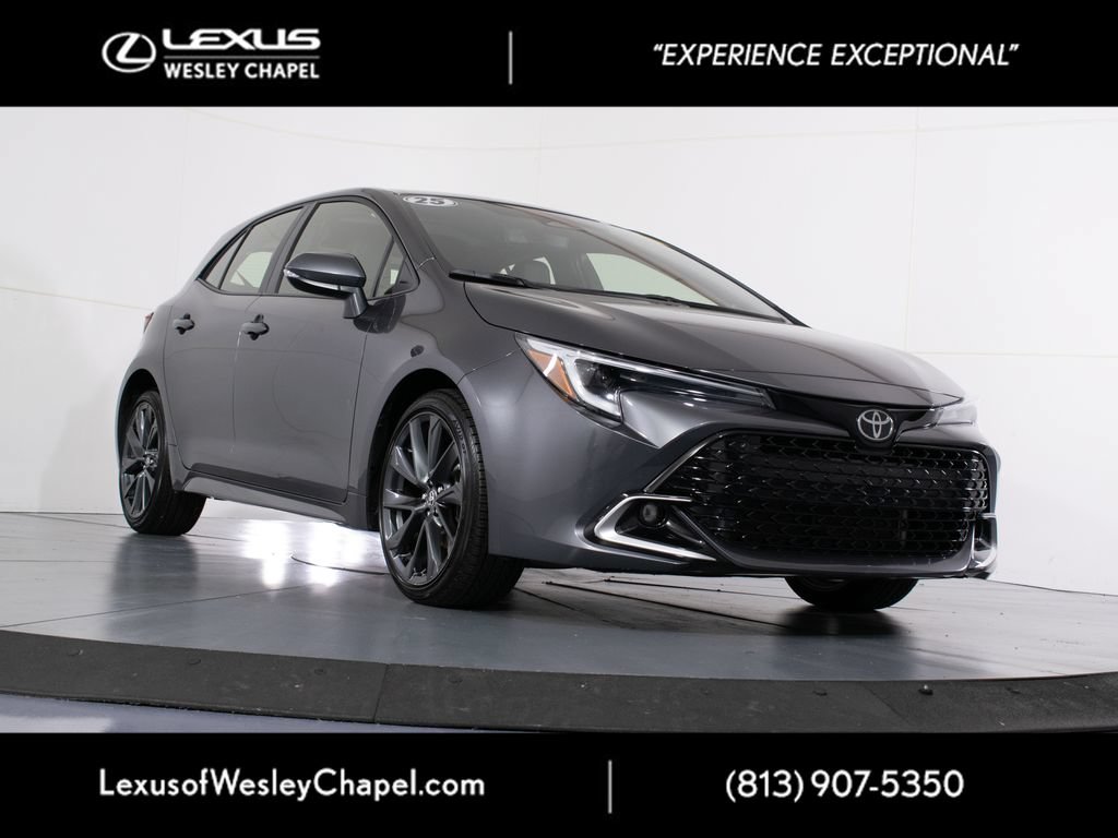 Used 2025 Toyota Corolla XSE FWD image 1