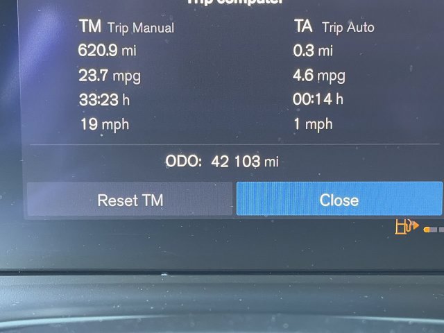 Certified 2023 Volvo XC40 B4 Ultimate w/ Climate Package FWD image 26